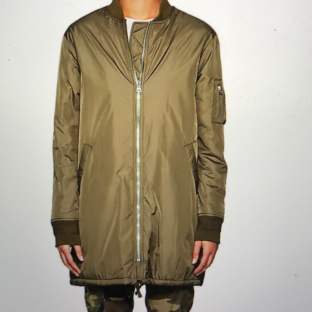 Luxury Designer VIS Ā VIS BOMBER - Picture 3 of 8